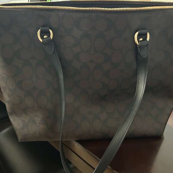 Coach Brown and Black Signature Tote Bag, with wallet - Picture 6 of 9